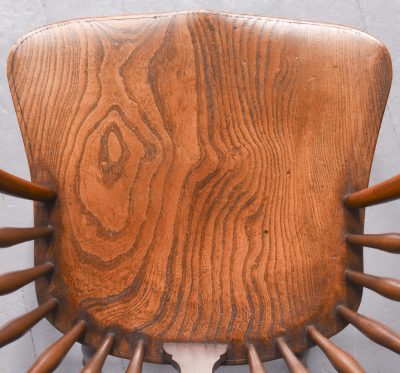 Elm and Beech Windsor Chair - Image 7