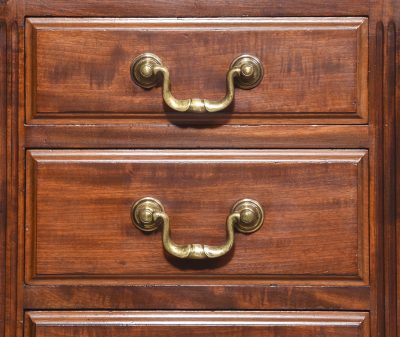 Exceptional Quality Pair of Small Victorian Figured Mahogany Chests of Drawers/Bedside Lockers - Image 6