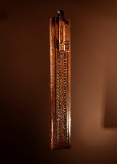 Early Dated 1728 Stylish Norwegian Mangle Board - Image 3