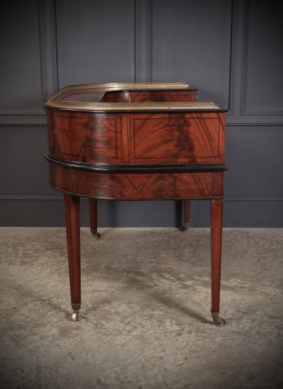 Magnificent Inlaid Mahogany Carlton House Writing Desk - Image 21