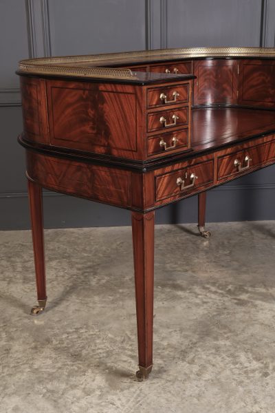 Magnificent Inlaid Mahogany Carlton House Writing Desk - Image 2