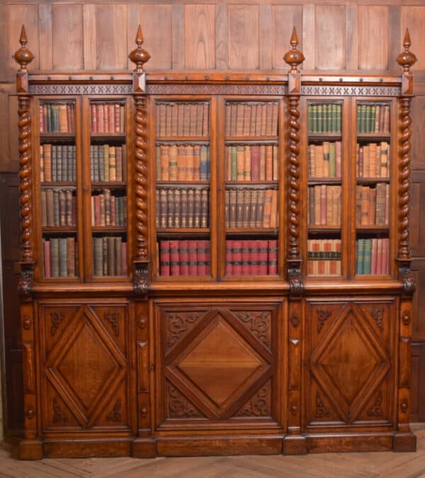 Victoria Oak Barley Twist Bookcase SAI2427