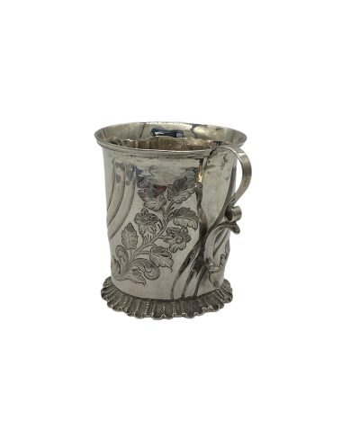 Victorian Silver Art nouveau Chased Christening mug – London - ca 1860-70 - Image 3