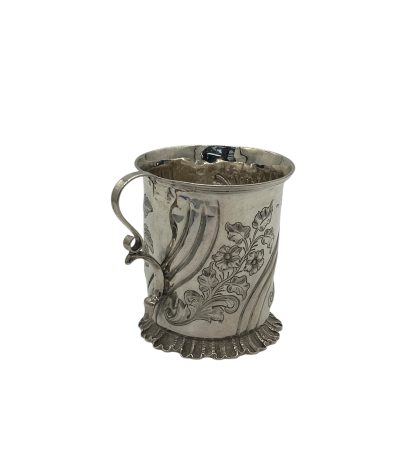 Victorian Silver Art nouveau Chased Christening mug – London - ca 1860-70 - Image 4
