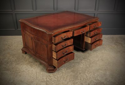 Magnificent Serpentine Shaped Mahogany Partners Desk - Image 7