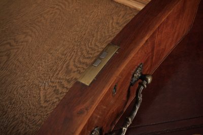 Magnificent Serpentine Shaped Mahogany Partners Desk - Image 11
