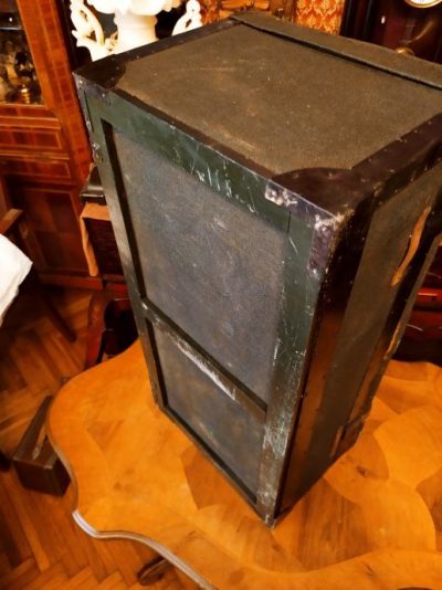 Oldtimer Cars Trunk - Image 5