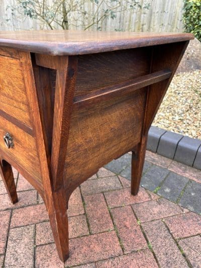 Arts & Crafts Oak Side Table c1900 - Image 9