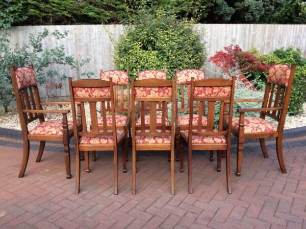 Set of 8 Arts & Crafts Walnut Dining Chairs c1910