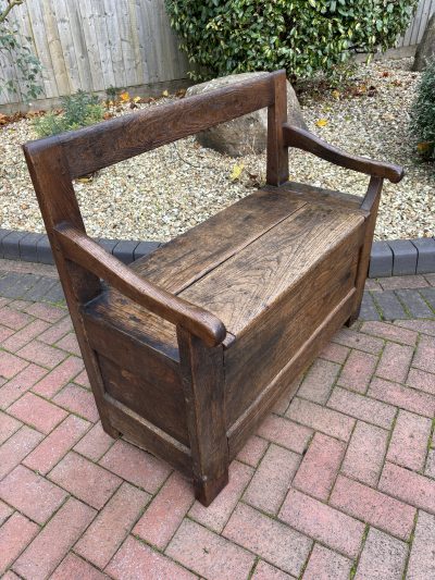 18th Century Oak Box Settle - Image 2