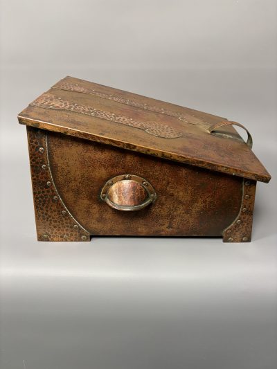Arts & Crafts Fireside Box by J&F Pool of Hayle - Image 9