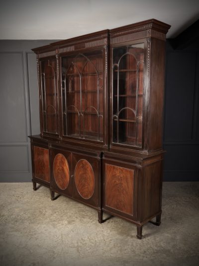 Large Mahogany Breakfront Glazed Bookcase - Image 6