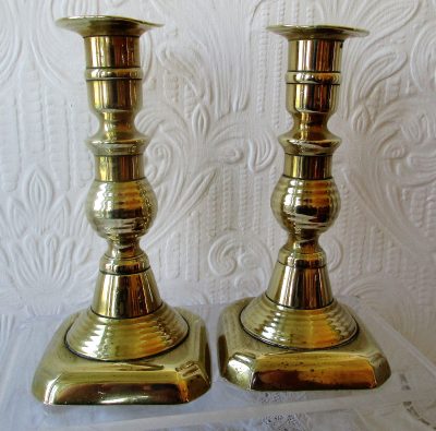 Pair of Antique English Victorian Brass Candlesticks - Image 3