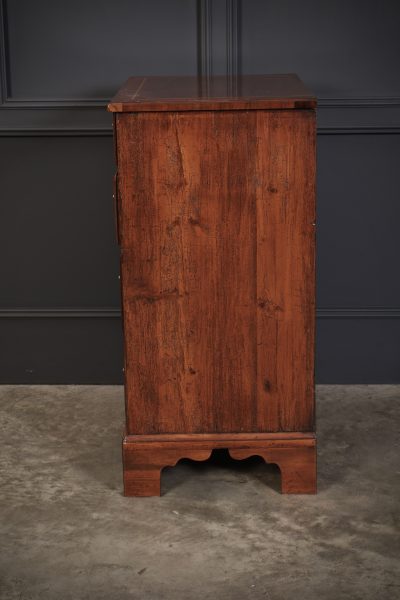 Georgian Mahogany Chest of Small Proportions - Image 6
