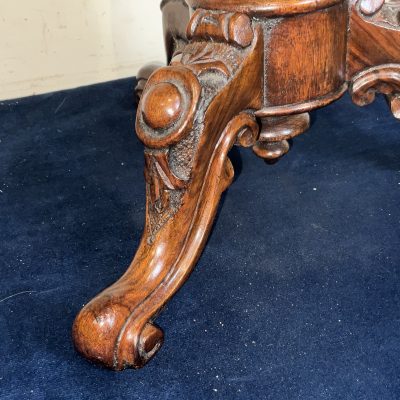 APPRENTICE MINIATURE  PIECE, WALNUT PIANO STOOL FANTASTIC - Image 3