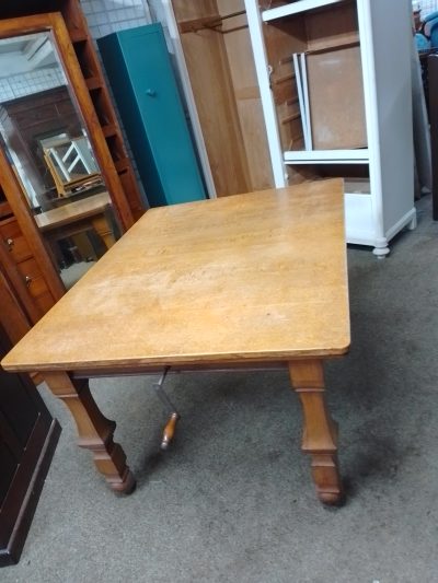 Antique Oak Extending Dining Table Seats 10