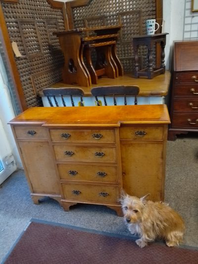 Small Vintage Antique Style Sideboard Cabinet
