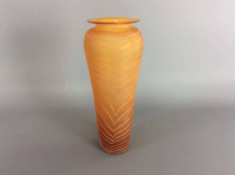 Will Shakspeare Glass Vase