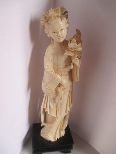 JAPANESE  BONE FIGURE   15 CM PLUS STAND CIRCA 1900 PERFECT CONDITION