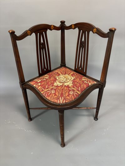 Arts & Crafts Mahogany Corner Chair