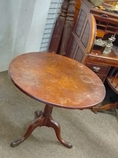 Large Antique Georgian Tripod Table