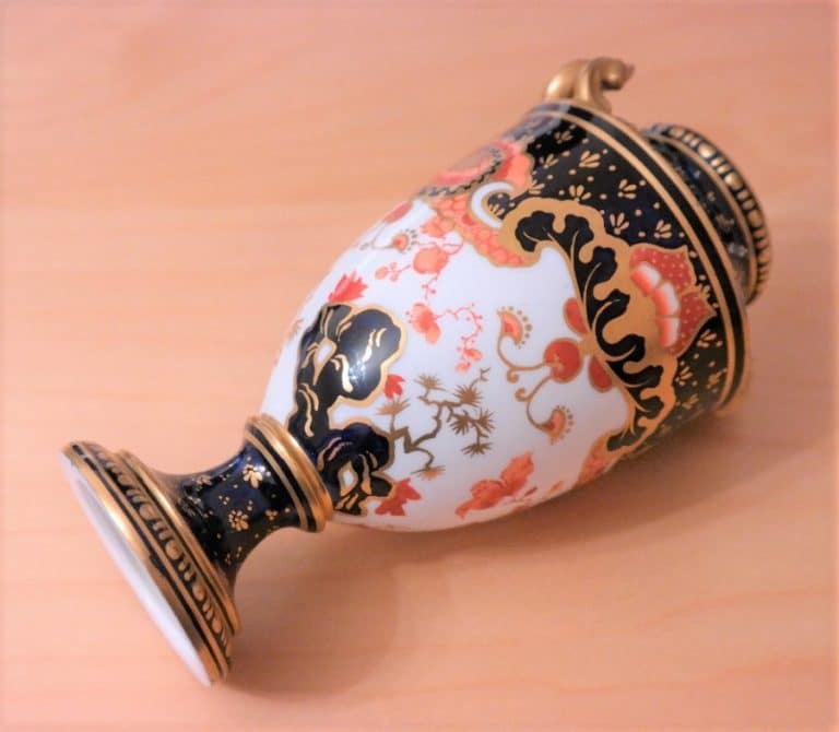 Circa;- 1890 Antique ROYAL CROWN DERBY Miniature Imari Vase – Collectible Item Alms Antique Chest Of Drawers Circa;- 1890 Antique ROYAL CROWN DERBY Miniature Imari Vase – Collectible Item