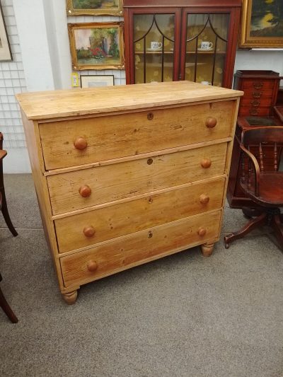 Victorian Pine Chest of Drawers