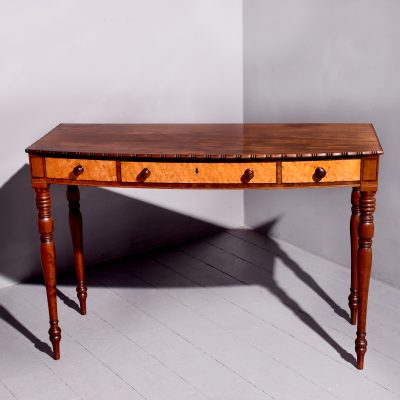 Stylish Scottish Bow-Fronted Side Table