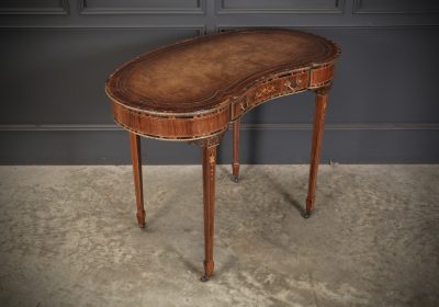 Exceptional Quality Rosewood & Coromandel Kidney Shaped Writing Table