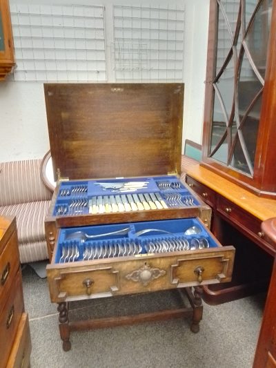 Antique Edwardian Canteen of Cutlery
