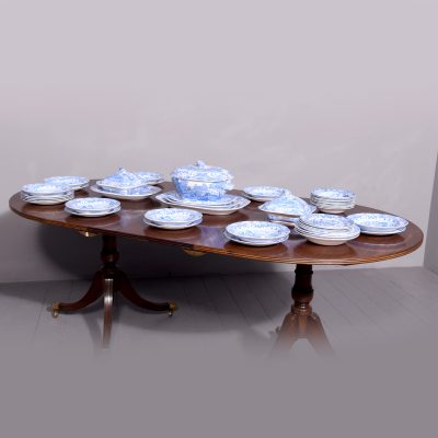 A Copeland Spode Dinner Service