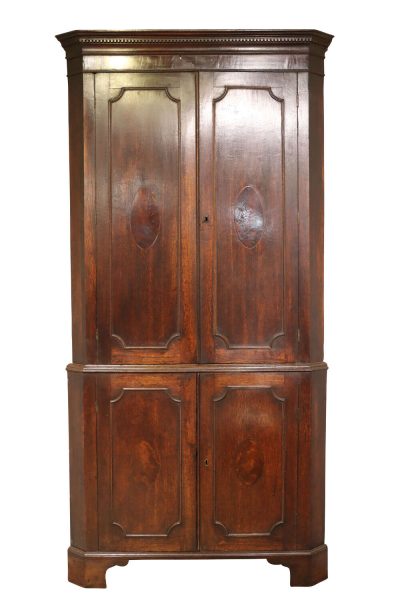 Geo III Standing Corner Cupboard