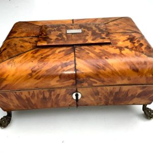 Regency Blonde Tortoise shell Ladies Table top Sewing Box