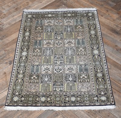 Vintage Hand-knotted Silk Rug SAI3808