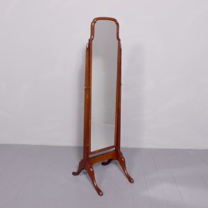 Quality Queen Anne style neat-sized mahogany cheval mirror in Spanish mahogany