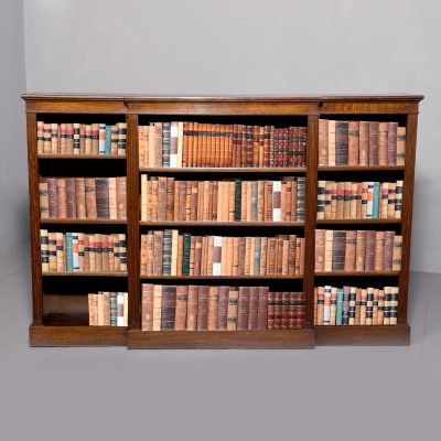 Oak Break Fronted Open Bookcase