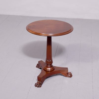 Neat-sized William IV mahogany wine/occasional table.