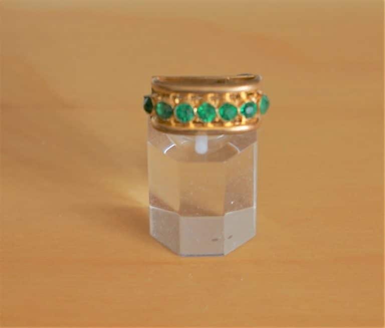 A Vintage Rare Miniature Gilt Emerald Green Brooch / Pin Boxed – Ideal Present / Collectable