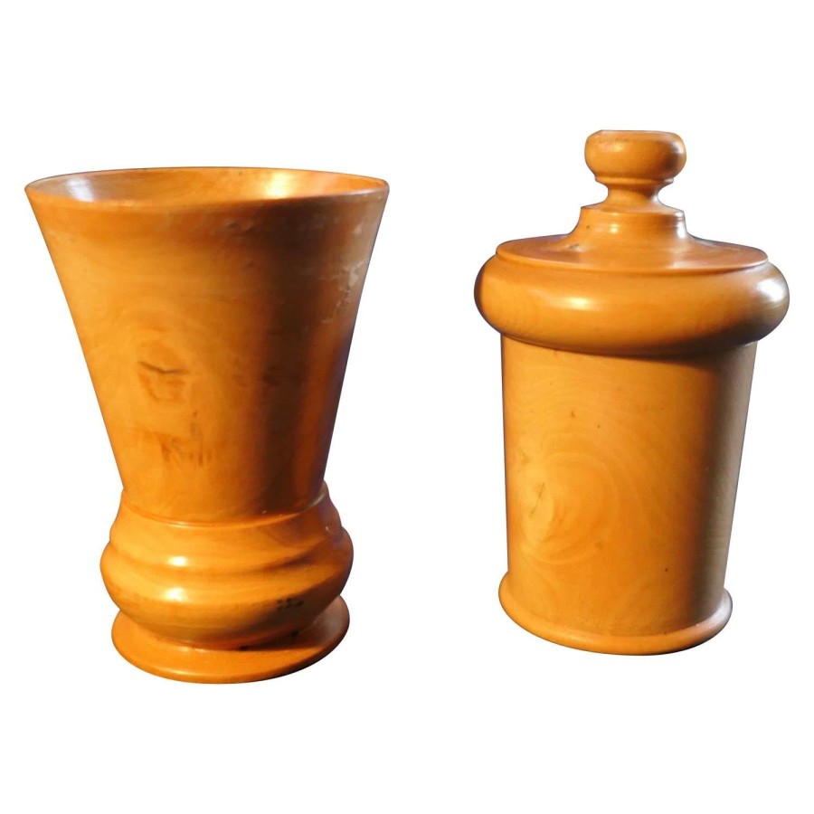19th Century Treen Measure and Thread Dispenser in Sycamore