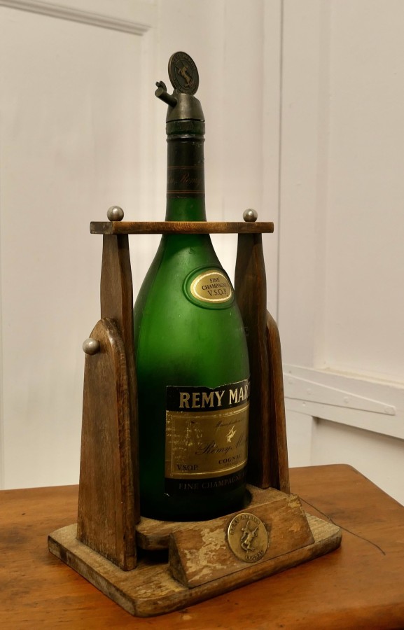 A Rare Vintage Remy Martin 3 Litre Bottle with Original Cradle Pouring - Image 7