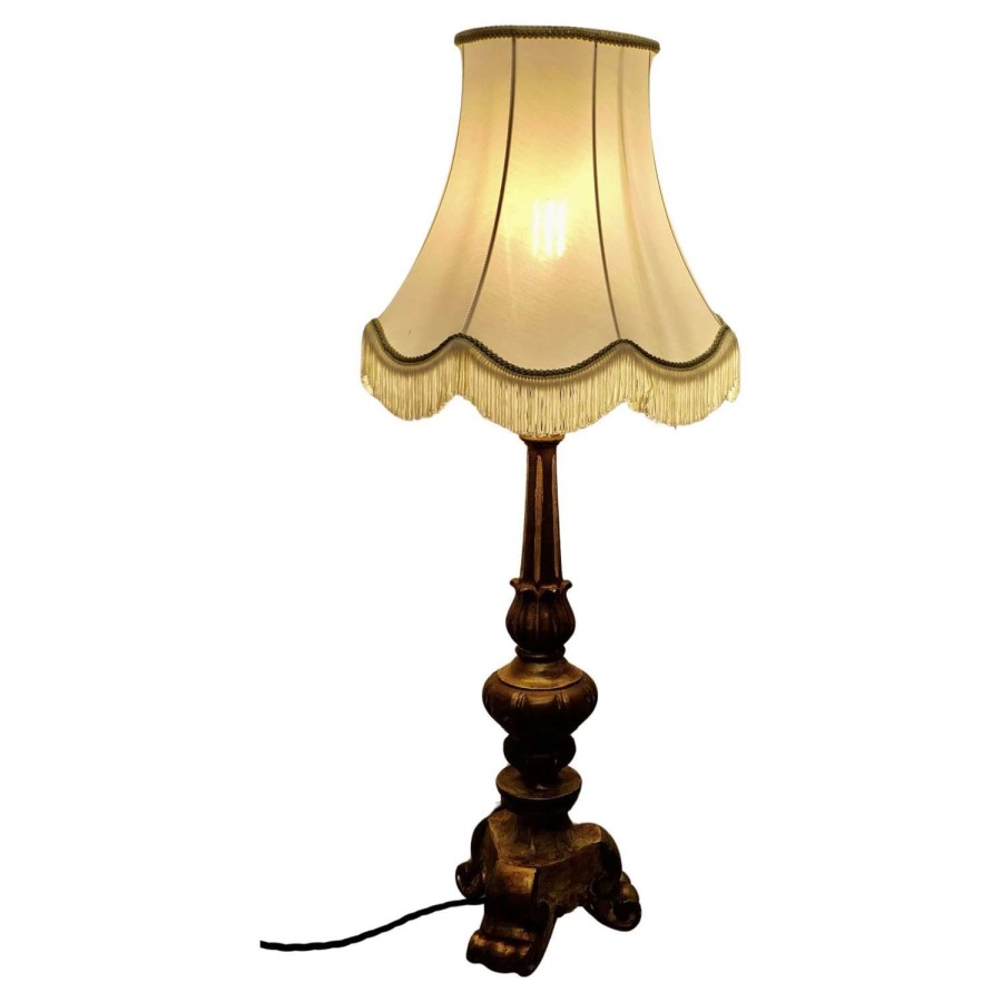 Carved Wooden Shabby Gilt Table Lamp This is a great statement piece
