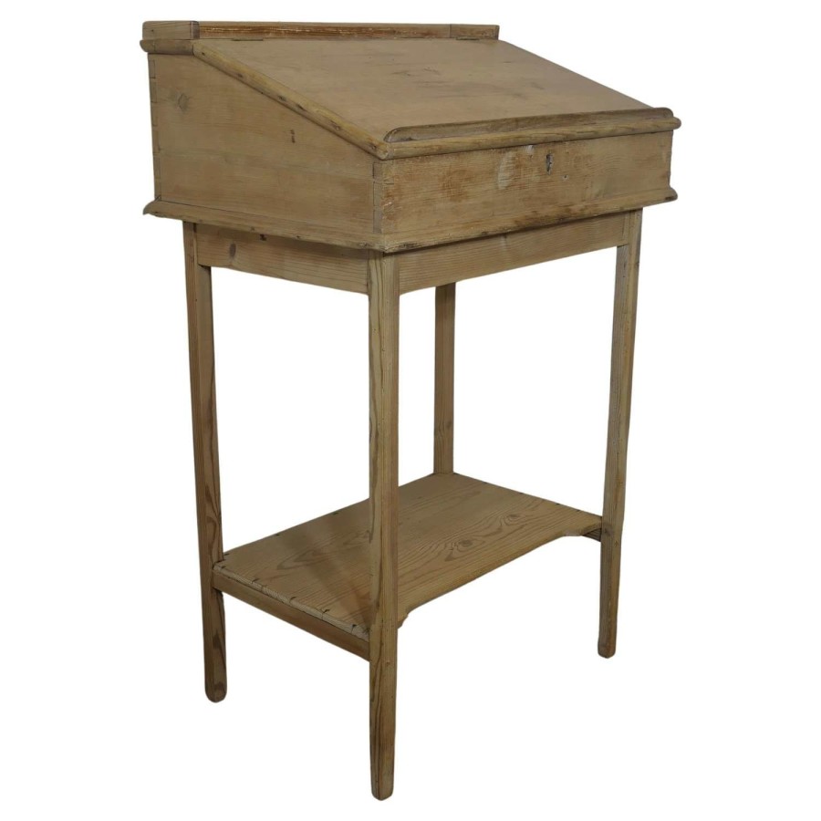 Clerks Desk Restaurant Greeting Station, Greeter A very neat Front of House Rec