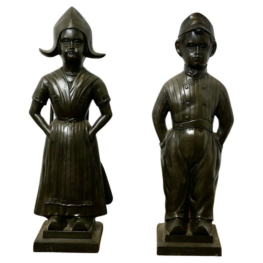 Iron Dutch Girl and Boy Companion Set The Stands of the Companion set are mad