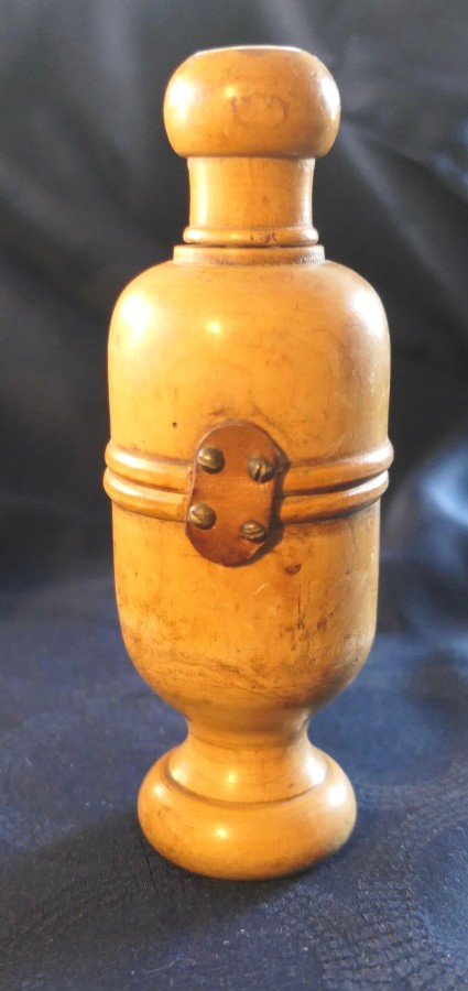Treen Wine Bottle Corker or Cork Compressor - Image 3