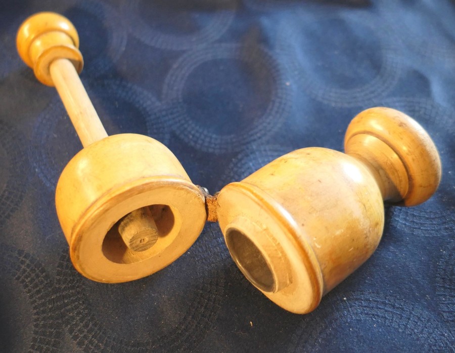 Treen Wine Bottle Corker or Cork Compressor - Image 6