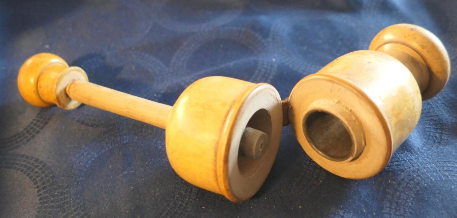 Treen Wine Bottle Corker or Cork Compressor - Image 8