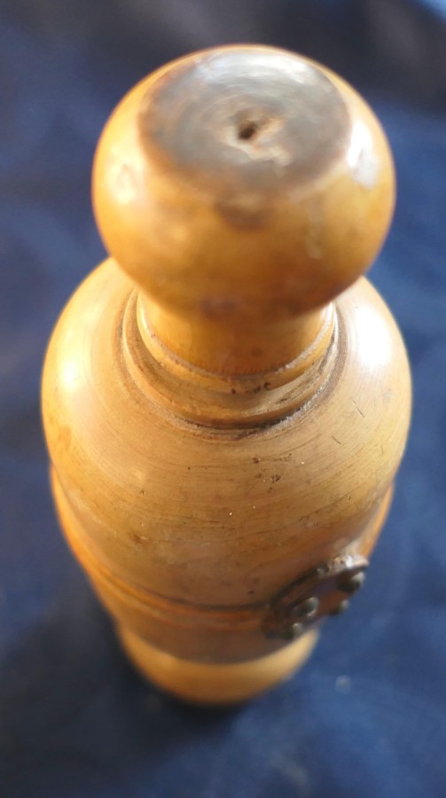 Treen Wine Bottle Corker or Cork Compressor - Image 9