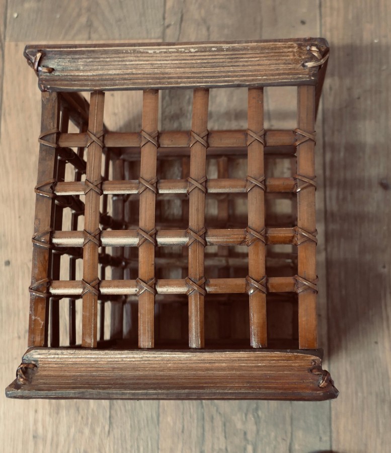 Vintage Oriental Bamboo Waste Paper Basket A very attractive piece - Image 9