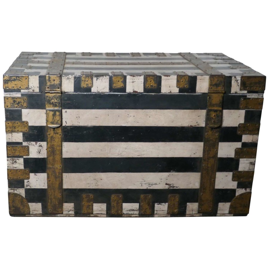 19th Century Baroque Traveling Silver Chest by Mappin and Webb, Distre