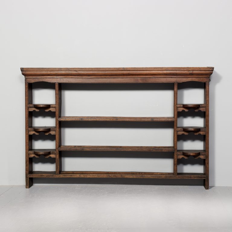George III oak wall rack in excellent original condition